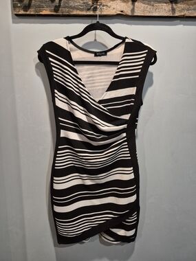 Eclipse Black & White Striped Sleeveless Wrap-Style Dress Size Large
